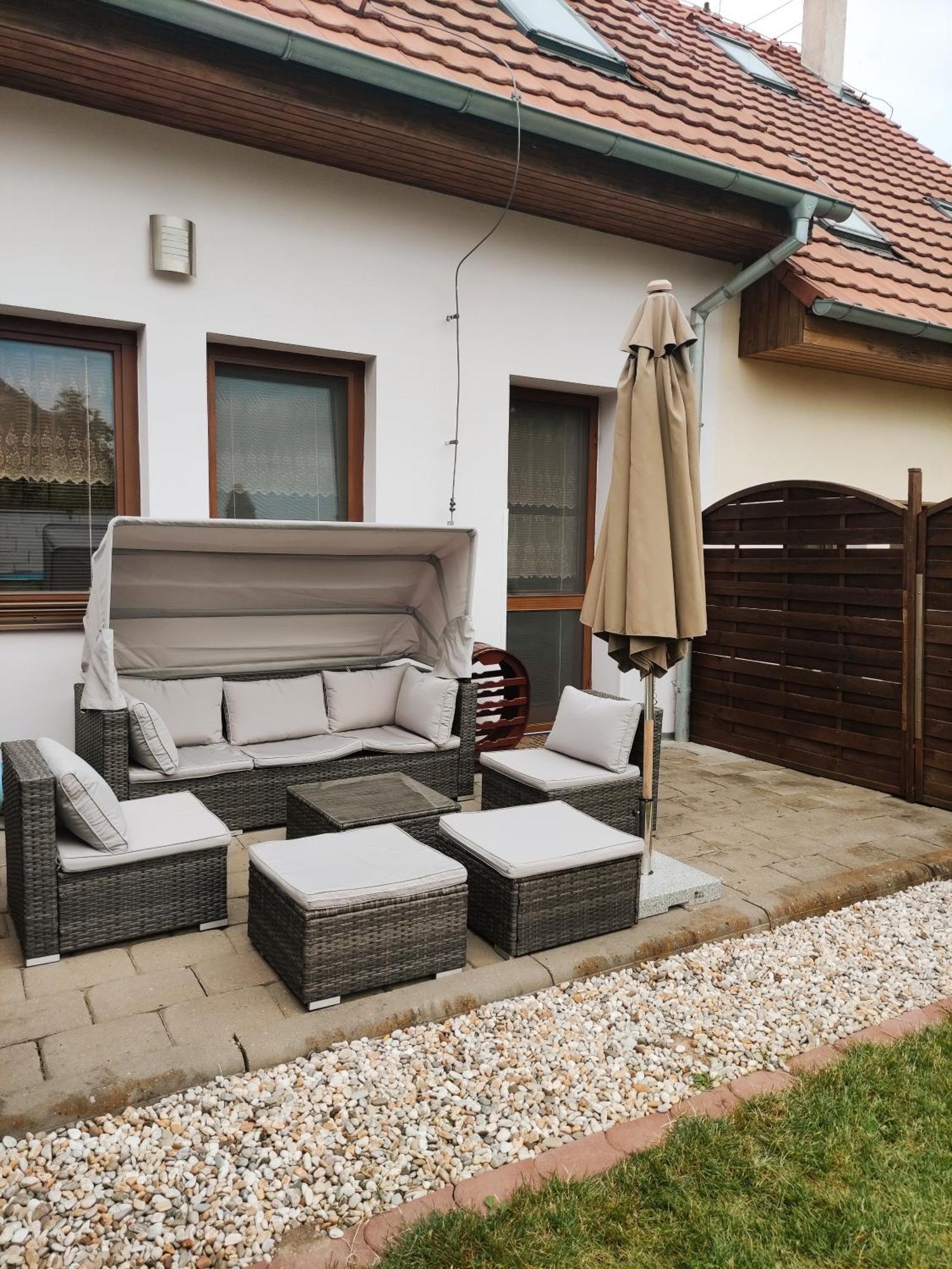 Apartamento Ubytovani Ema Valtice Exterior foto